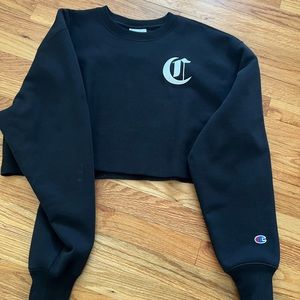 Cropped champion sweatshirt